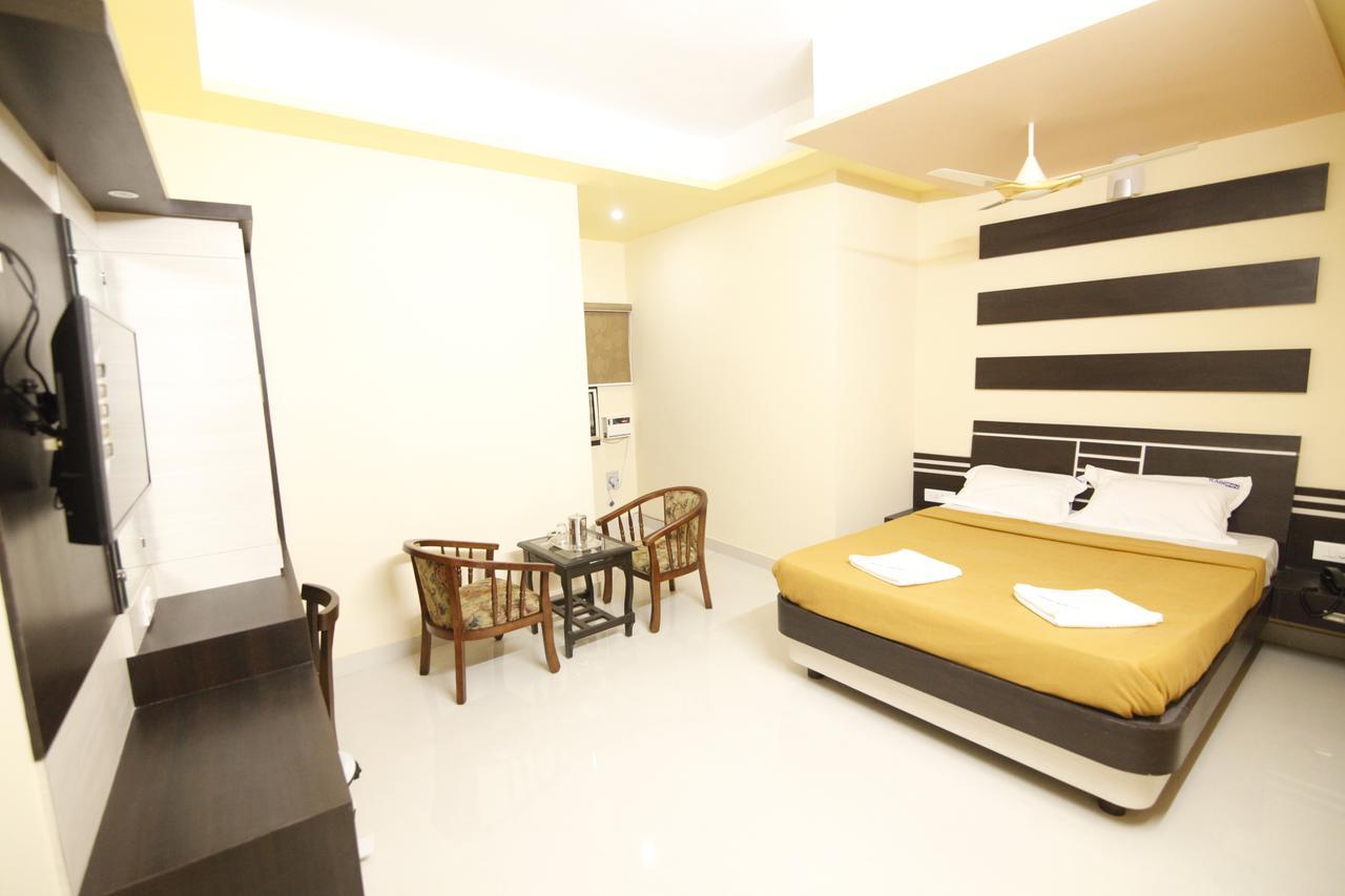 Hotel Kasi Inn Thanjavur Exterior photo
